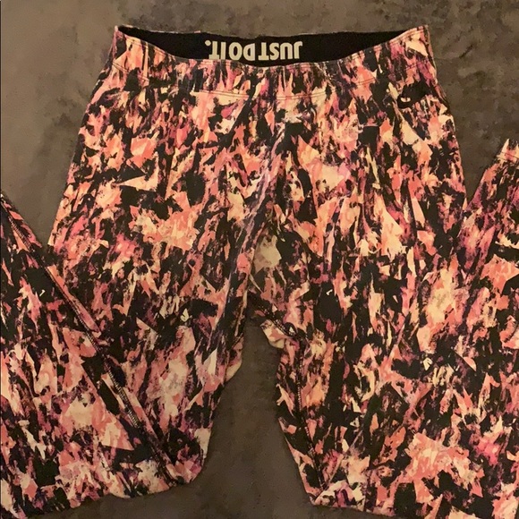 Nike Pants - Pink Nike leggings